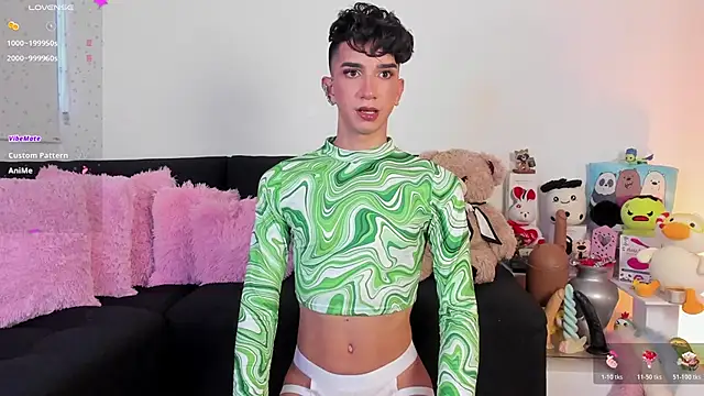 Snapshot of James_BrownT chatting on November 2025 07:38:01 PM James BrownT online show from November 2025 07:38:01 PM