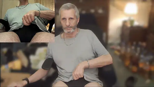 Snapshot of maxdaddy690 chatting on June 2026 09:03:02 PM maxdaddy690 online show from June 2026 09:03:02 PM