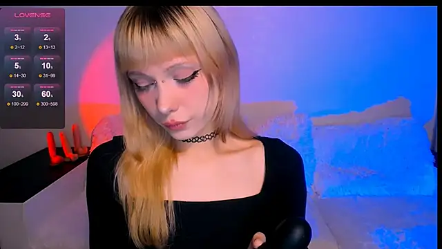 Snapshot of Cherry_Bite chatting on March 2026 05:34:01 AM Cherry Bite online show from March 2026 05:34:01 AM