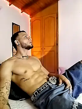 morenosiam online show from November 2025 02:00:02 AM