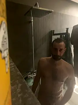 gryzoon online show from November 2025 02:37:02 AM