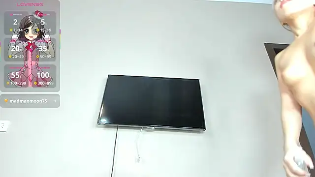 Snapshot of Zirael_swan chatting on October 2025 12:38:02 AM Zirael swan online show from October 2025 12:38:02 AM