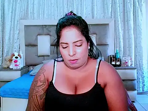 Snapshot of indiantopaz694u chatting on March 2025 08:33:02 AM indiantopaz694u online show from March 2025 08:33:02 AM