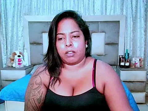 Snapshot of indiantopaz694u chatting on March 2025 04:49:01 AM indiantopaz694u online show from March 2025 04:49:01 AM