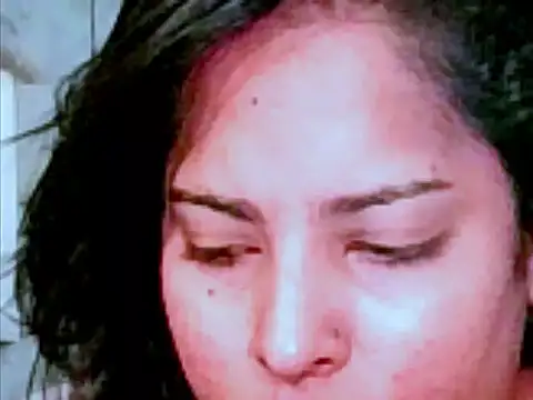 Snapshot of indiantopaz694u chatting on March 2025 04:21:02 AM indiantopaz694u online show from March 2025 04:21:02 AM