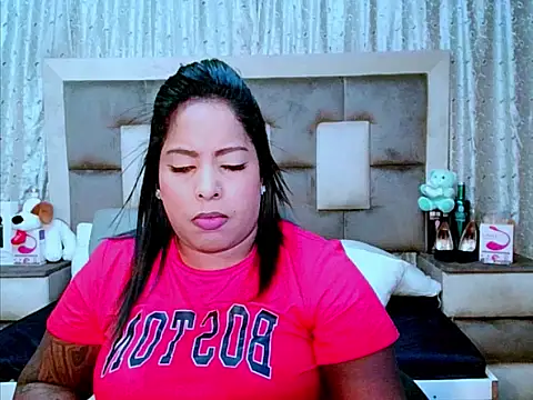 Snapshot of indiantopaz694u chatting on March 2025 08:17:01 AM indiantopaz694u online show from March 2025 08:17:01 AM