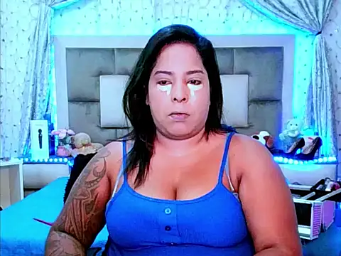 Snapshot of indiantopaz694u chatting on September 2025 04:01:01 AM indiantopaz694u online show from September 2025 04:01:01 AM