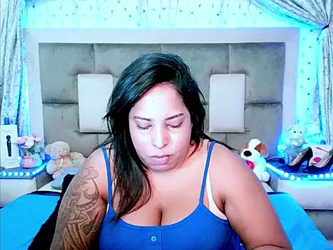 Snapshot of indiantopaz694u chatting on September 2025 04:56:01 AM indiantopaz694u online show from September 2025 04:56:01 AM