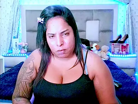 Snapshot of indiantopaz694u chatting on September 2025 04:02:02 AM indiantopaz694u online show from September 2025 04:02:02 AM