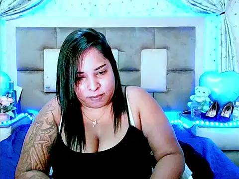 Snapshot of indiantopaz694u chatting on October 2025 05:38:01 AM indiantopaz694u online show from October 2025 05:38:01 AM