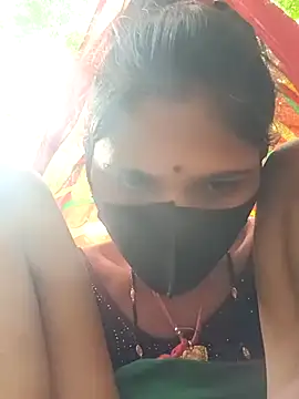 Chhavi Chadha online show from November 2025 04:22:02 AM