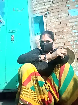 Chhavi Chadha online show from November 2025 02:28:01 PM