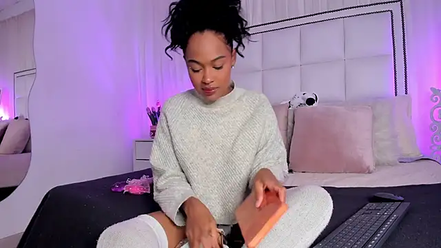 Snapshot of jlmackenzie chatting on March 2025 12:45:01 PM jlmackenzie online show from March 2025 12:45:01 PM