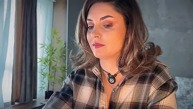 Snapshot of _Allie_ chatting on April 2026 12:50:01 PM Allie online show from April 2026 12:50:01 PM