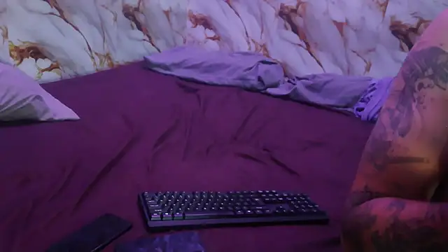 Snapshot of pocahontasoriginal chatting on May 2026 02:06:01 AM pocahontasoriginal online show from May 2026 02:06:01 AM
