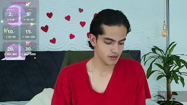 Maximoherrera 16 online show from April 2026 12:33:02 PM