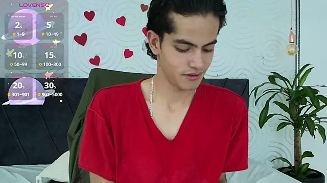 Maximoherrera 16 online show from May 2026 12:24:02 PM