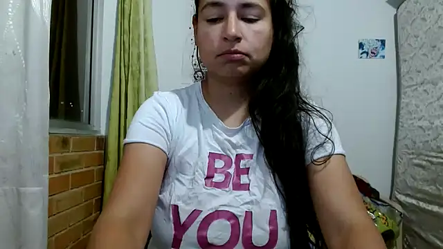 Escarcha-blue online show from December 2025 12:15:02 AM