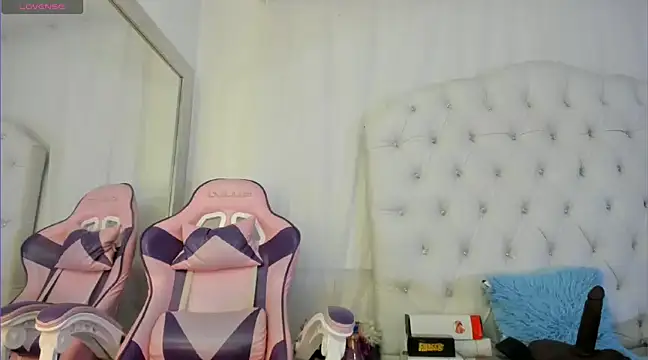 kamii arias online show from February 2025 12:14:02 PM