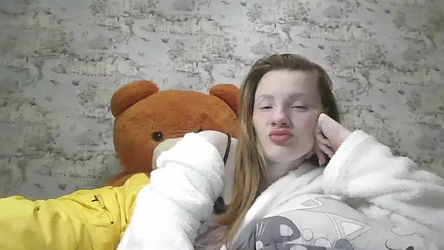 Eveline May online show from February 2025 10:09:02 PM