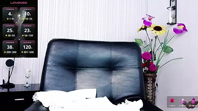 anastaciafire25 online show from March 2025 07:39:01 PM