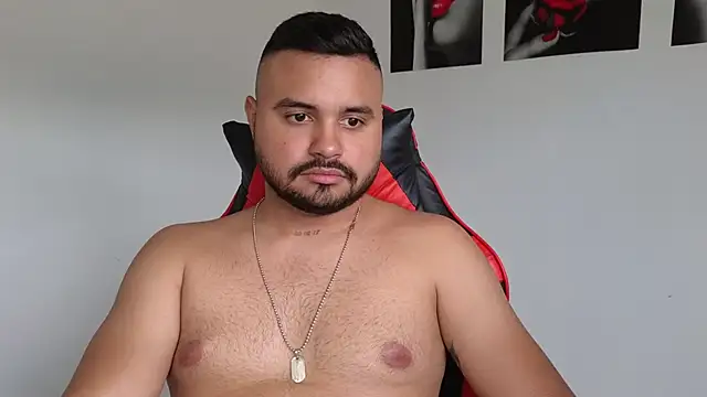 Snapshot of khalidferrer chatting on February 2025 01:41:01 PM khalidferrer online show from February 2025 01:41:01 PM