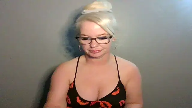 Blonde-Grace online show from February 2026 02:59:02 AM