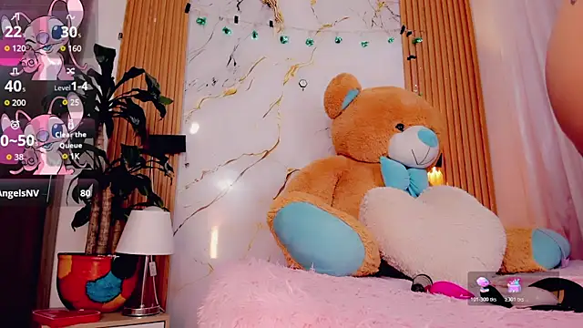 Snapshot of ValeriCardenas chatting on April 2026 03:06:01 AM ValeriCardenas online show from April 2026 03:06:01 AM