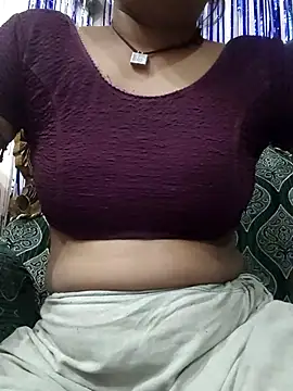 Snapshot of Anitabhabi_2 chatting on March 2025 03:35:01 PM Anitabhabi 2 online show from March 2025 03:35:01 PM