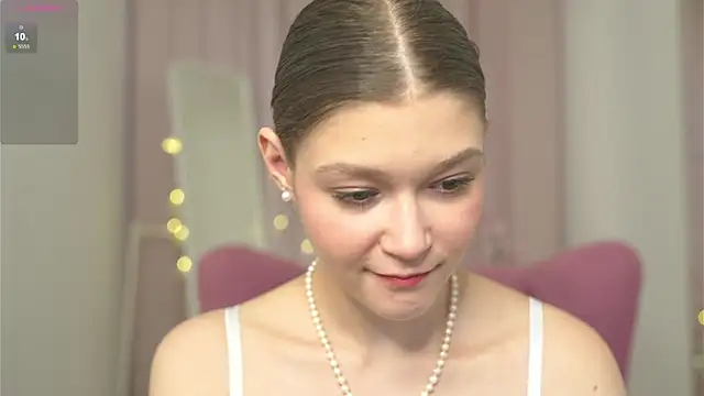 Kelly Ember online show from October 2025 02:49:01 PM