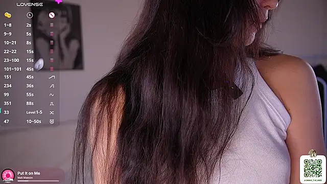 Snapshot of ErlineDumford chatting on September 2025 08:25:01 AM ErlineDumford online show from September 2025 08:25:01 AM