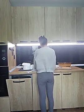 zoeylarkens online show from March 2025 12:35:02 PM