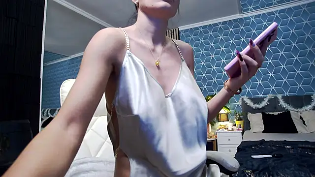 zoeylarkens online show from December 2025 07:31:02 PM