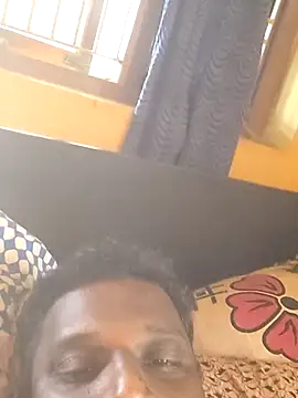 Snapshot of beyondthelines123 chatting on October 2025 04:30:01 AM beyondthelines123 online show from October 2025 04:30:01 AM