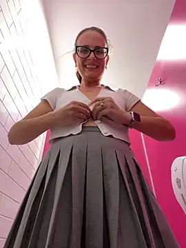 NataKitten online show from November 2025 05:37:02 PM