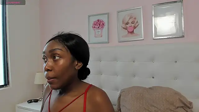 RitaGibsonn online show from April 2026 07:37:01 PM