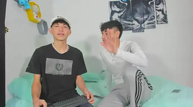 Maxxi hot23 online show from March 2025 03:45:02 PM