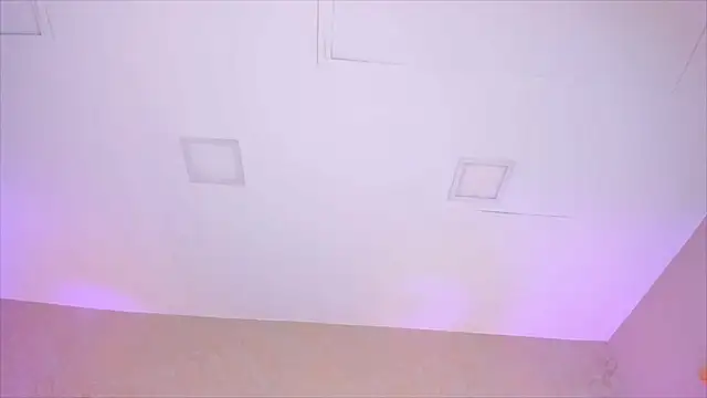 ScarlettWallace online show from December 2025 08:35:01 PM