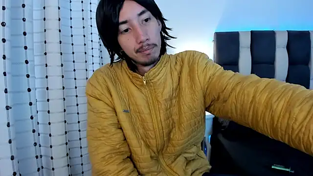 loverisu-coral online show from January 2026 10:14:02 PM