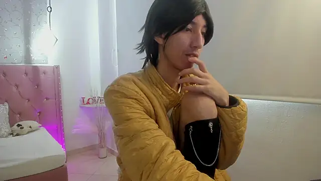 loverisu-coral online show from March 2026 08:59:02 PM