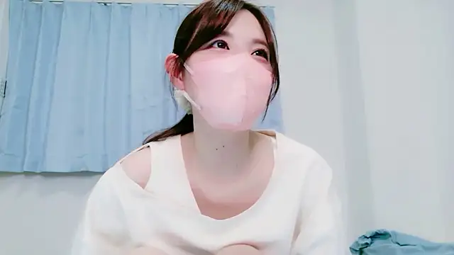 Snapshot of NANA_7 chatting on April 2026 10:10:01 AM NANA 7 online show from April 2026 10:10:01 AM