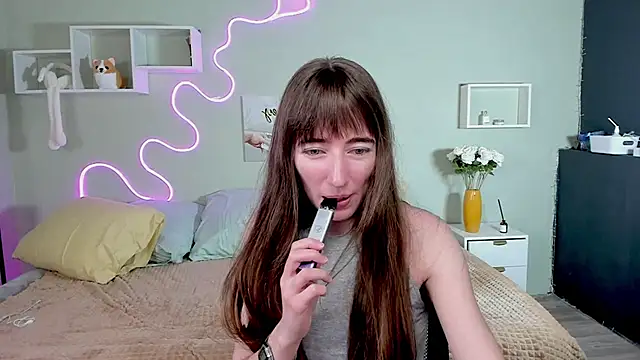 Snapshot of bekkawell chatting on February 2025 05:37:01 AM bekkawell online show from February 2025 05:37:01 AM