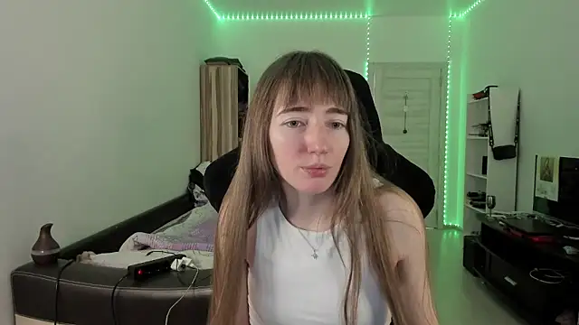 Snapshot of bekkawell chatting on September 2025 11:21:01 AM bekkawell online show from September 2025 11:21:01 AM