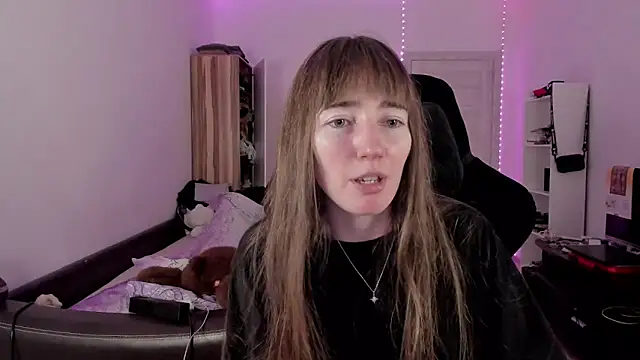 Snapshot of bekkawell chatting on September 2025 04:41:02 PM bekkawell online show from September 2025 04:41:02 PM