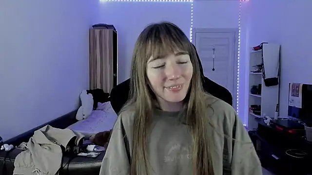 Snapshot of bekkawell chatting on September 2025 07:27:02 PM bekkawell online show from September 2025 07:27:02 PM