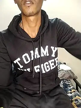 Snapshot of BlackDog__69 chatting on March 2025 12:36:02 PM BlackDog 69 online show from March 2025 12:36:02 PM