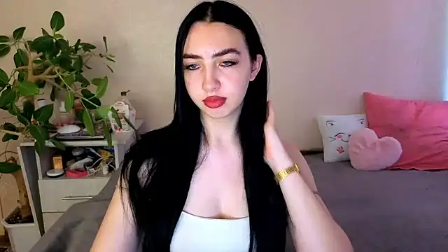 Snapshot of WildKittenX_ chatting on July 2026 04:08:02 AM WildKittenX online show from July 2026 04:08:02 AM