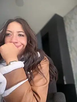 Snapshot of Mila_LS chatting on December 2025 07:53:02 PM Mila LS online show from December 2025 07:53:02 PM