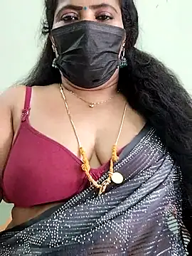 Snapshot of abinaya26 chatting on March 2025 06:58:01 AM abinaya26 online show from March 2025 06:58:01 AM