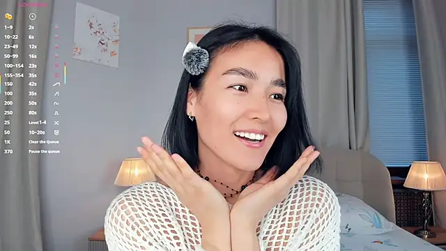 Snapshot of RanelDiva chatting on October 2025 07:08:01 AM RanelDiva online show from October 2025 07:08:01 AM